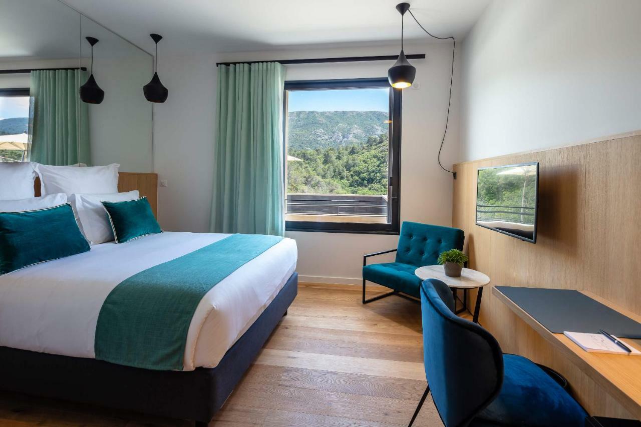 Hotel Sainte Victoire Vauvenargues Eksteriør bilde